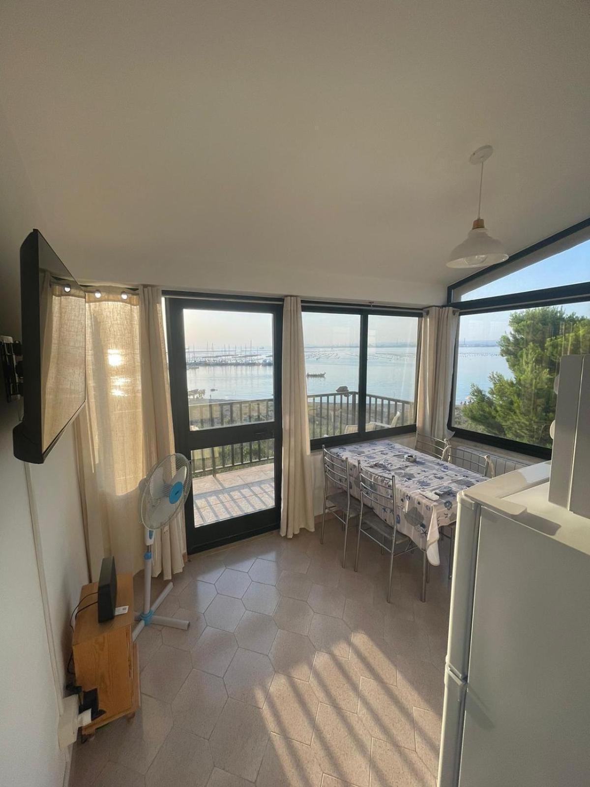 Besanvito - Sea Apartments Tarento Exterior foto